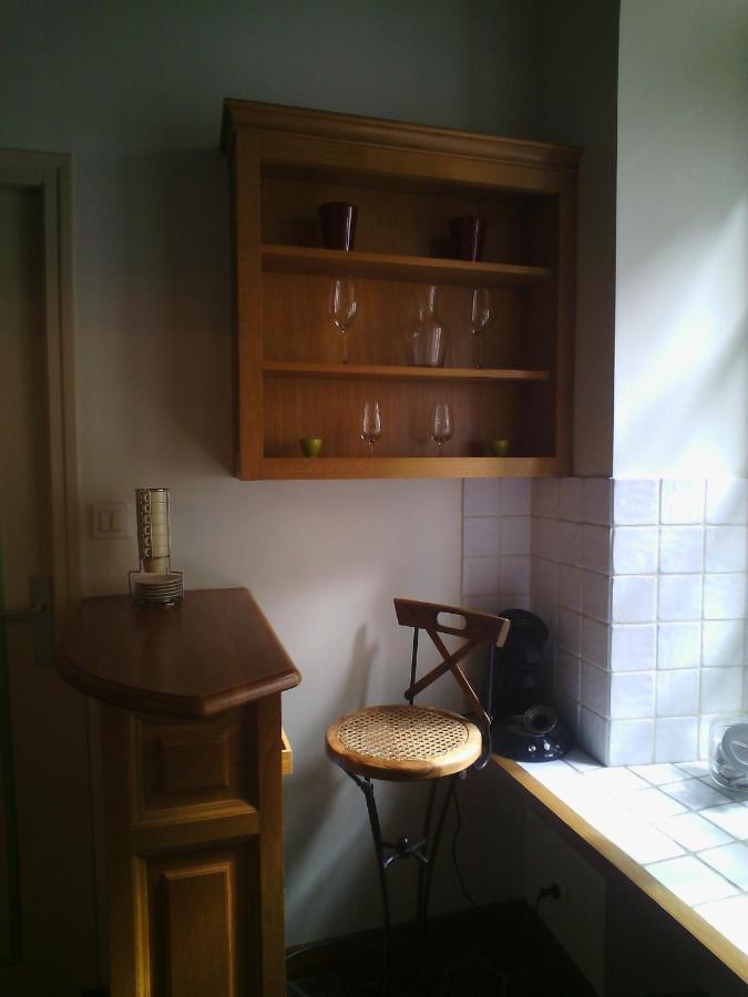 Les Appartements De Chablis Exterior photo